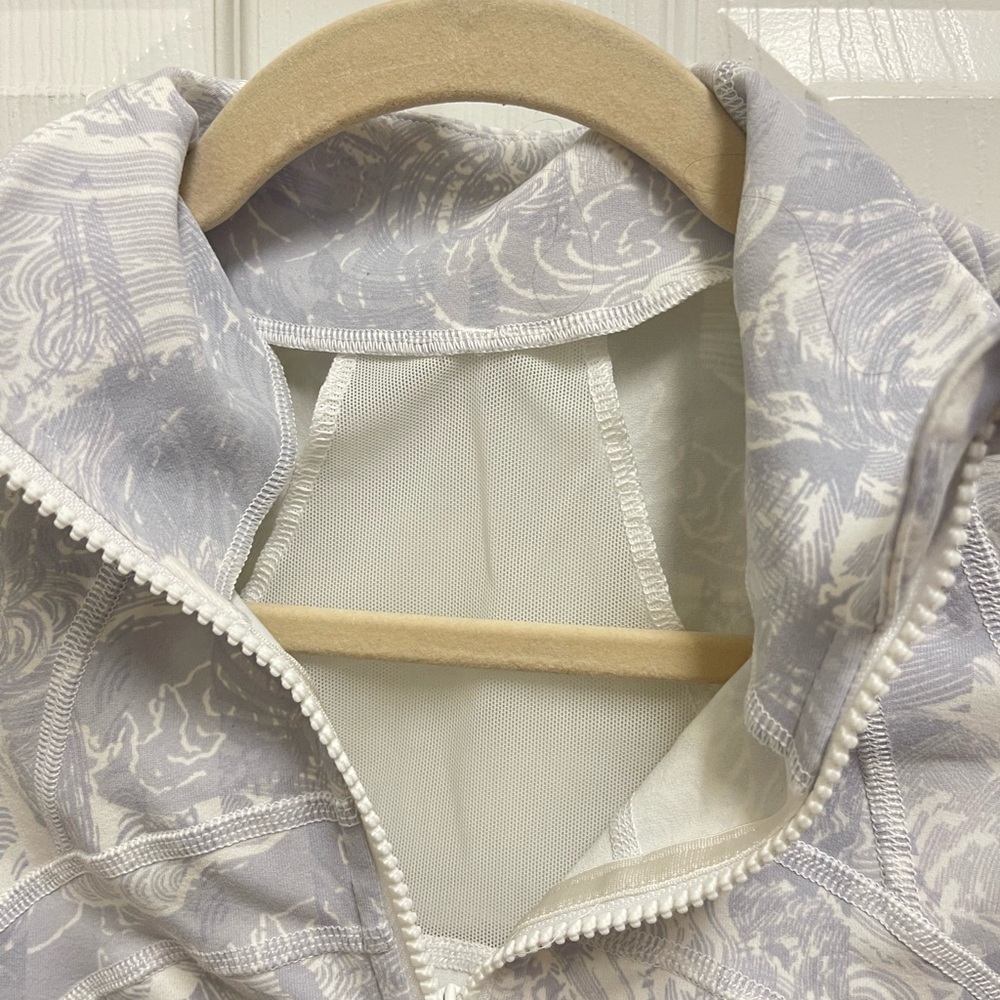 Lululemon Grey Pattern Define Jacket - image 5